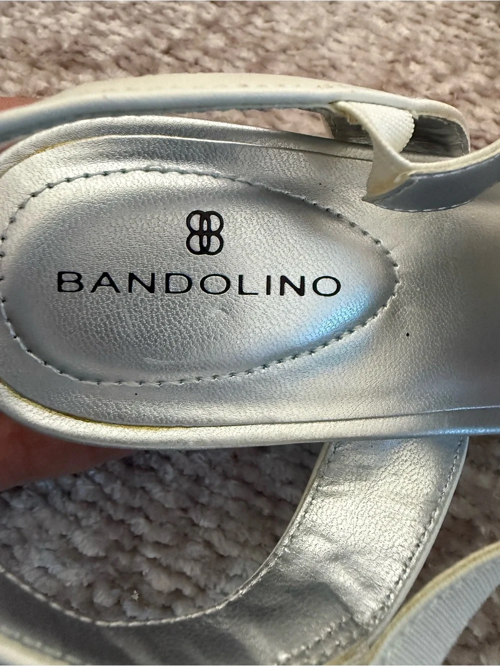 Bandolino Womens White Dress Sandals Embellished Strappy Open Toe Stretch Sz 7M